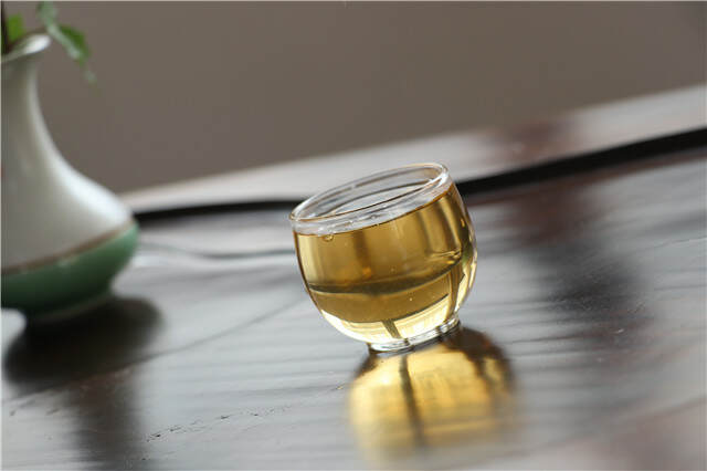 喝茶真的有助降低心血管病风险吗？