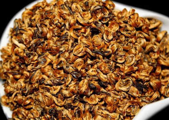 云南红茶蜜香金芽的正确冲泡方法