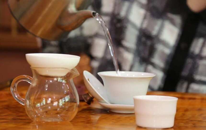 老徐谈茶第306期：如何鉴别“科技茶”？老徐来告诉你5大关键点